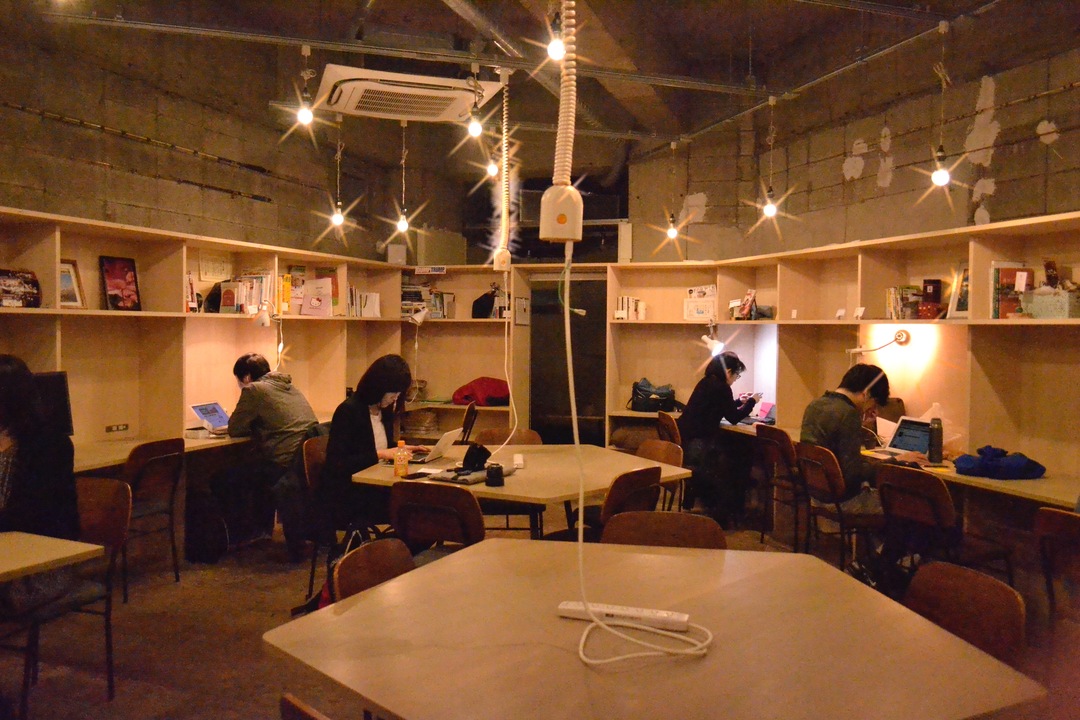 co-ba CHOFU(コーバ・調布)のコワーキングスペースです。